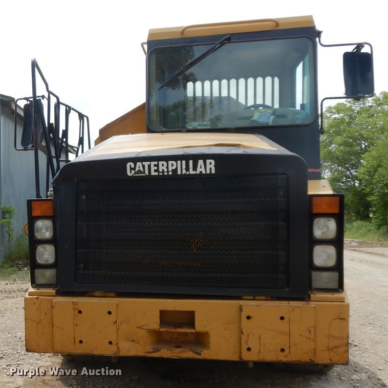 image for item HP9586 1998 Caterpillar D250E  haul truck