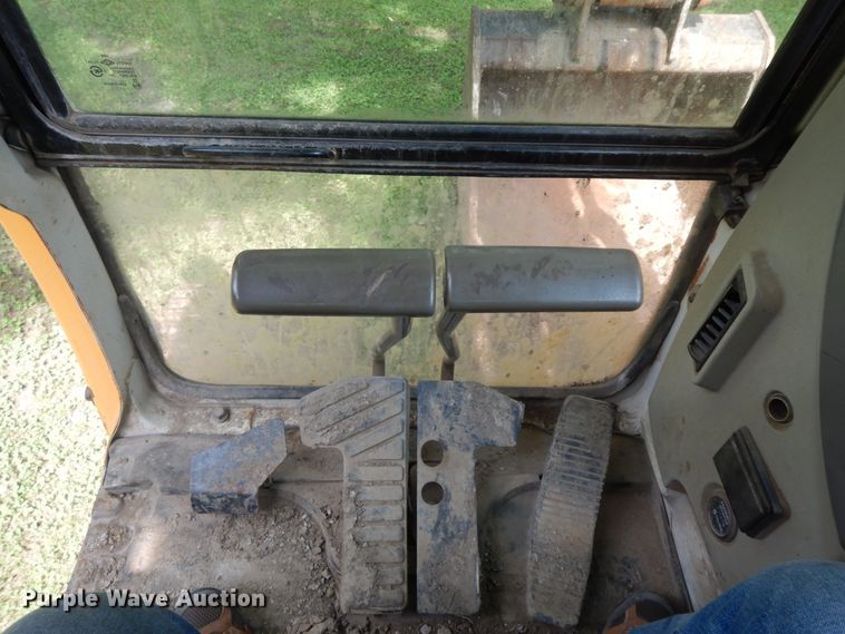 image for item HP9589 Hyundai Robex 210LC-7  excavator