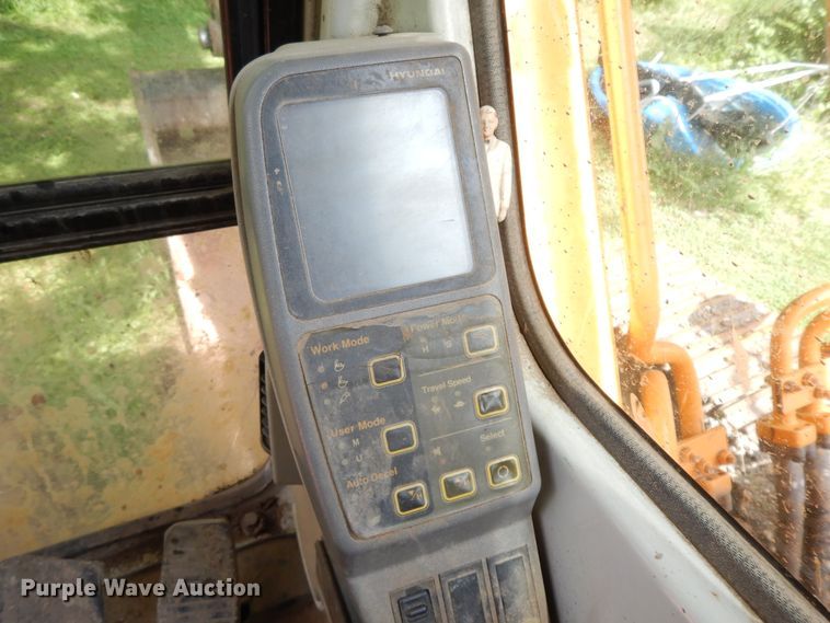 image for item HP9589 Hyundai Robex 210LC-7  excavator