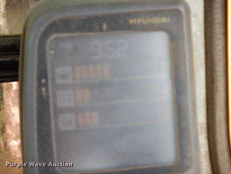 image for item HP9589 Hyundai Robex 210LC-7  excavator