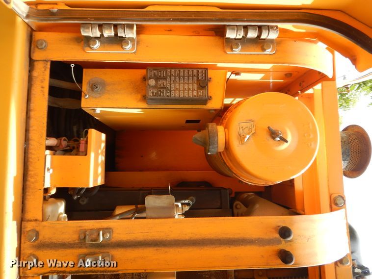 image for item HP9589 Hyundai Robex 210LC-7  excavator