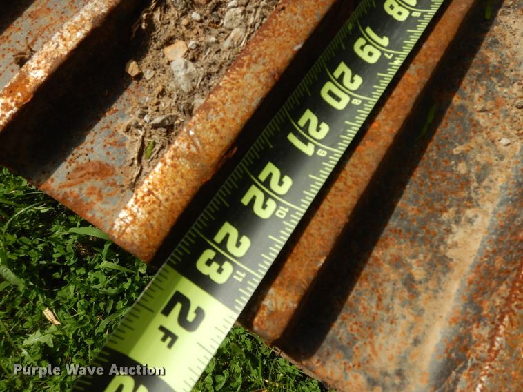 image for item HP9589 Hyundai Robex 210LC-7  excavator