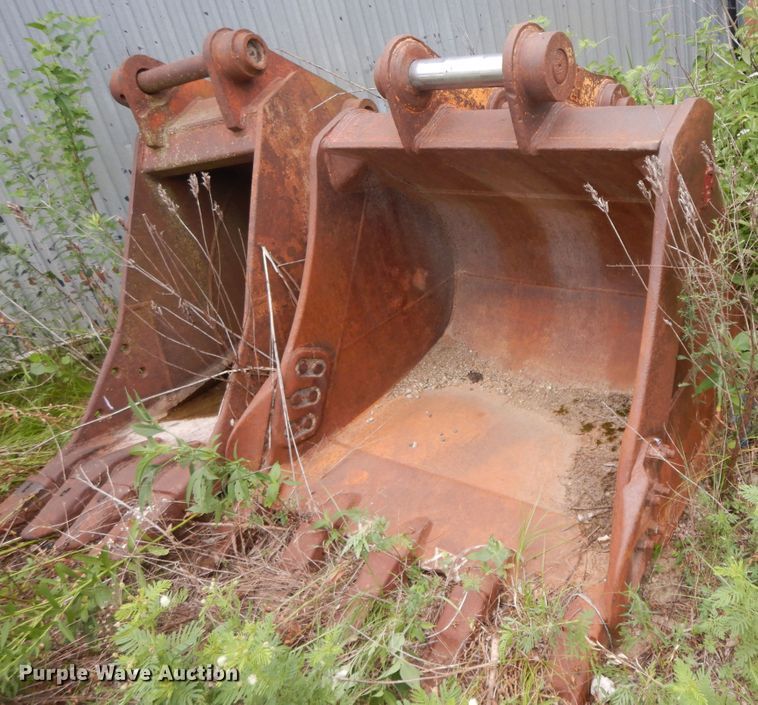 image for item HP9589 Hyundai Robex 210LC-7  excavator