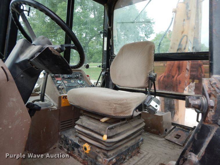 image for item HP9591 1994 John Deere 310D  backhoe