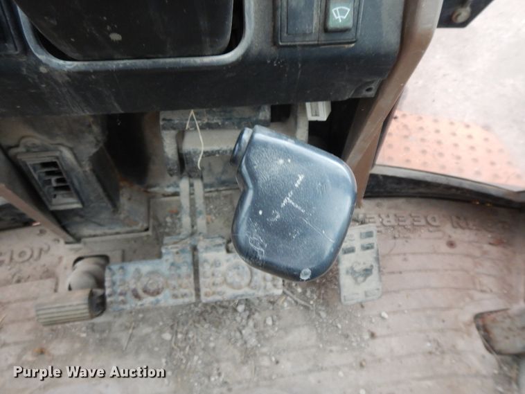 image for item HP9591 1994 John Deere 310D  backhoe