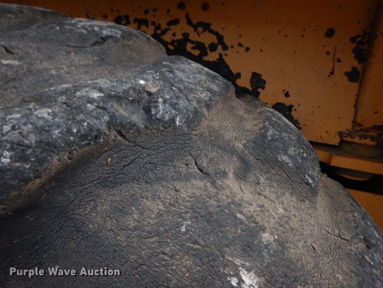 image for item HP9591 1994 John Deere 310D  backhoe