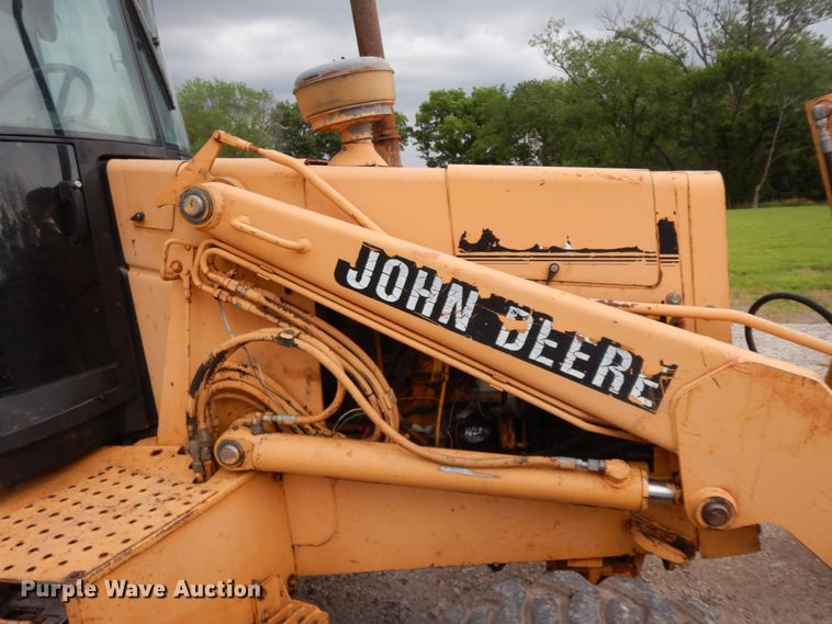 image for item HP9591 1994 John Deere 310D  backhoe