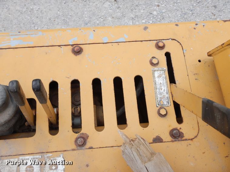 image for item HP9592 1993 Vermeer V-4150  trencher