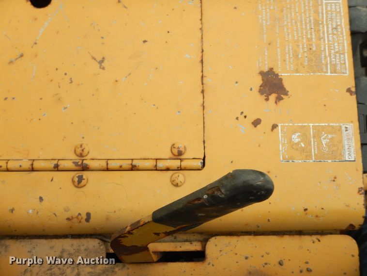 image for item HP9592 1993 Vermeer V-4150  trencher