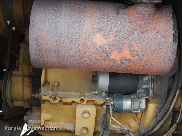 image for item HP9592 1993 Vermeer V-4150  trencher