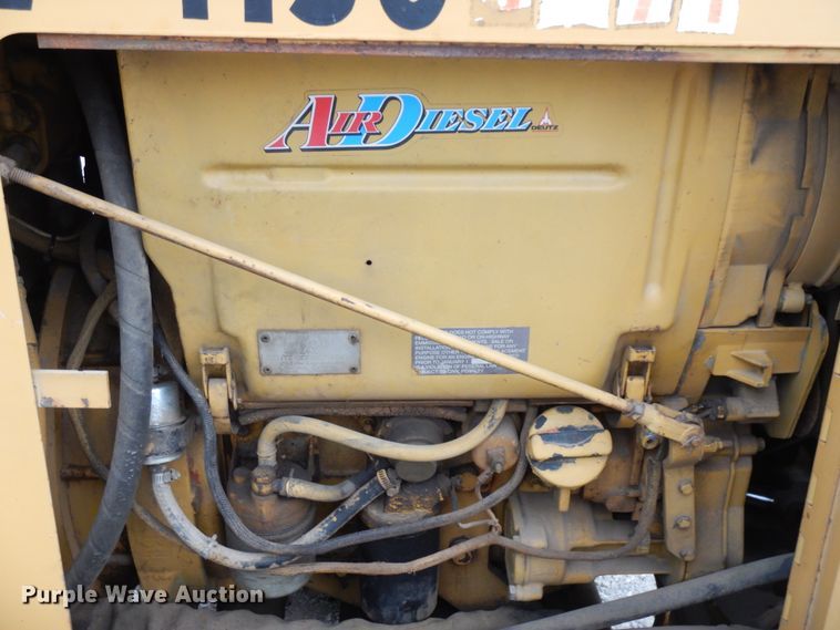 image for item HP9592 1993 Vermeer V-4150  trencher