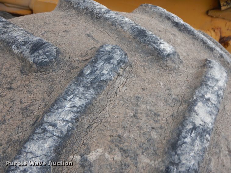 image for item HP9592 1993 Vermeer V-4150  trencher