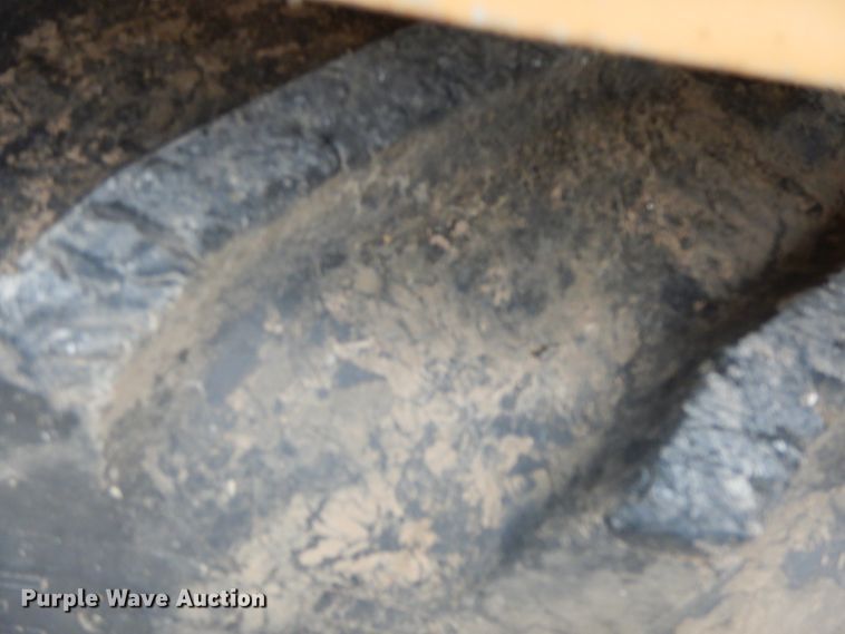 image for item HP9592 1993 Vermeer V-4150  trencher