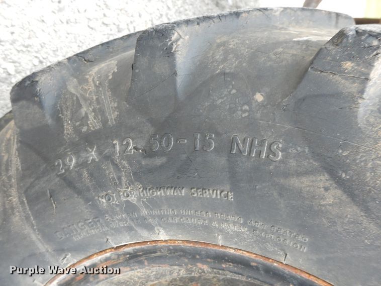 image for item HP9592 1993 Vermeer V-4150  trencher