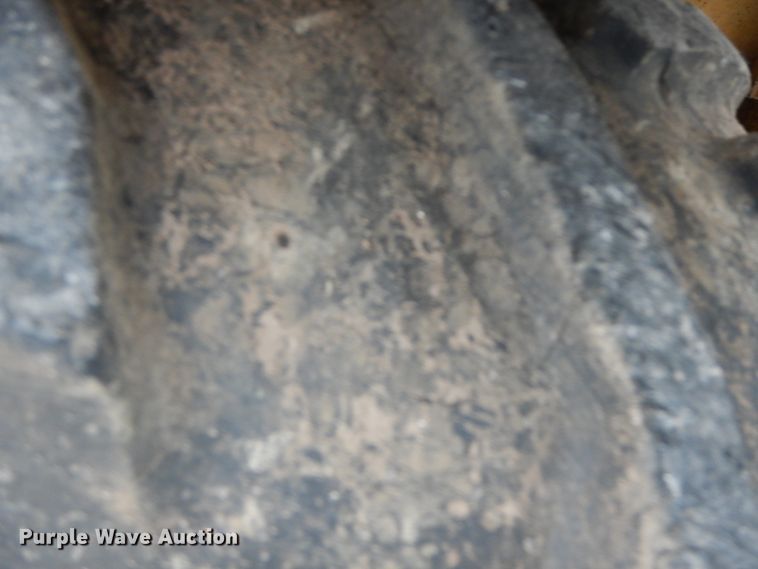 image for item HP9592 1993 Vermeer V-4150  trencher