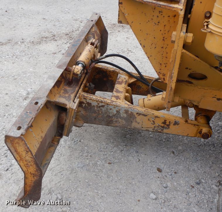 image for item HP9592 1993 Vermeer V-4150  trencher