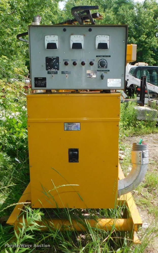 image for item HX9386 1977 Caterpillar  generator