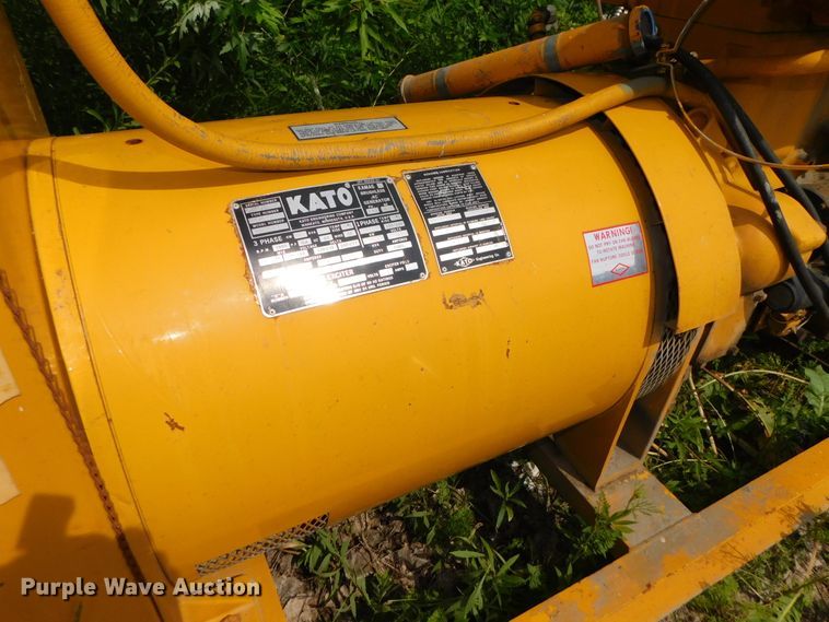 image for item HX9386 1977 Caterpillar  generator