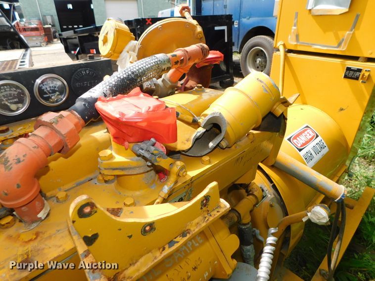 image for item HX9386 1977 Caterpillar  generator