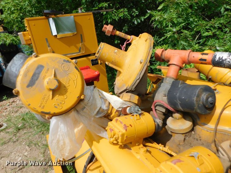 image for item HX9386 1977 Caterpillar  generator