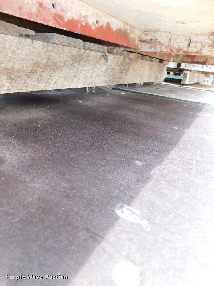 image for item HX9390 Approximately 120 concrete wall forms