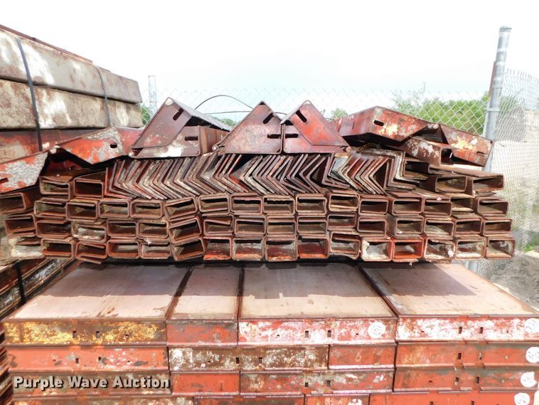 image for item HX9391 Approximately 293 Symons concrete forms