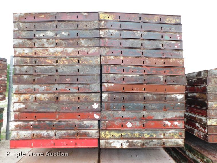 image for item HX9393 Approximately 109 concrete wall forms
