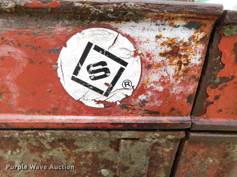 image for item HX9395 Approximately 120 concrete wall forms