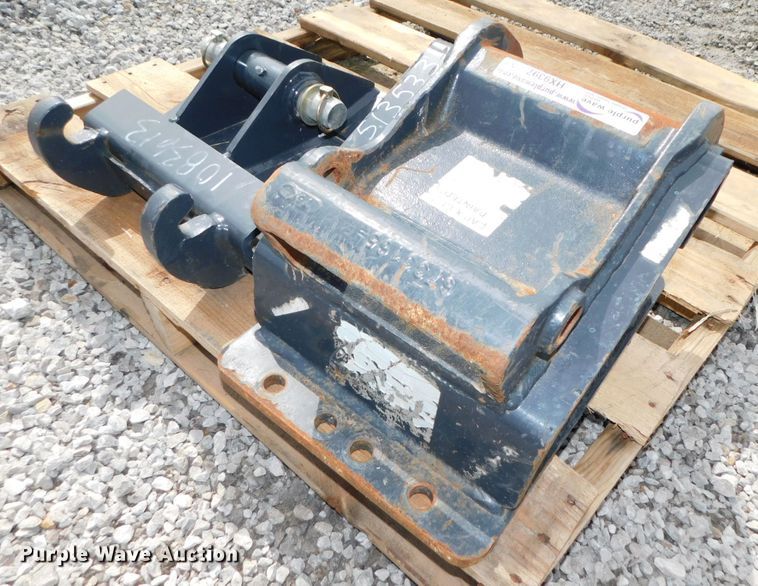 (2) Bobcat Xchange quick couplers in Falls City, NE Item HX9397 sold