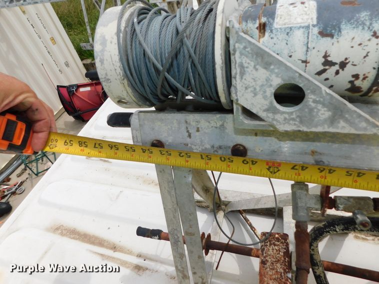 image for item HX9402 Morrison  screed