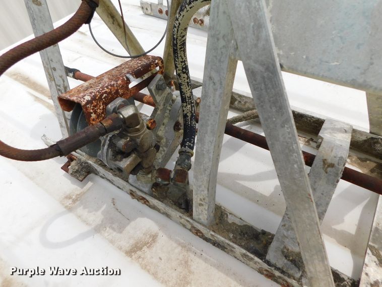 image for item HX9402 Morrison  screed