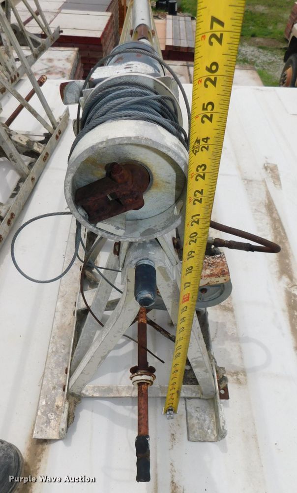 image for item HX9402 Morrison  screed