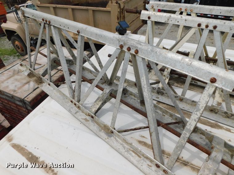 image for item HX9402 Morrison  screed