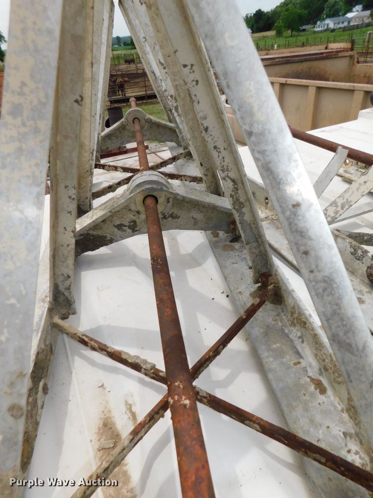 image for item HX9402 Morrison  screed