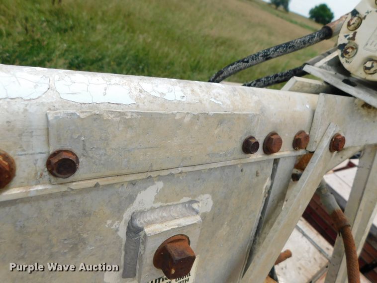 image for item HX9402 Morrison  screed