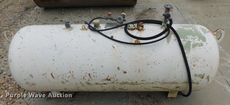 image for item HX9416 Tanks