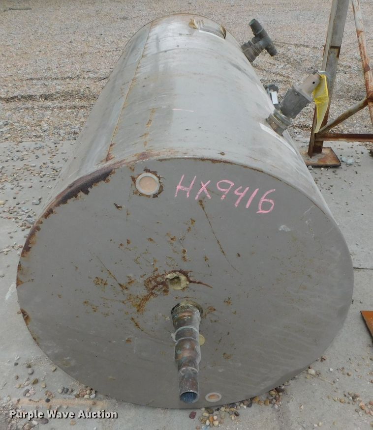 image for item HX9416 Tanks