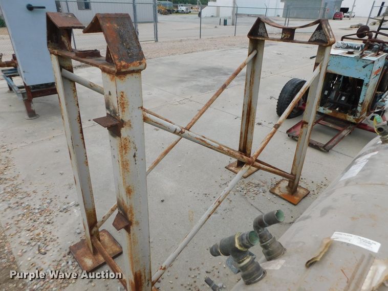 image for item HX9416 Tanks