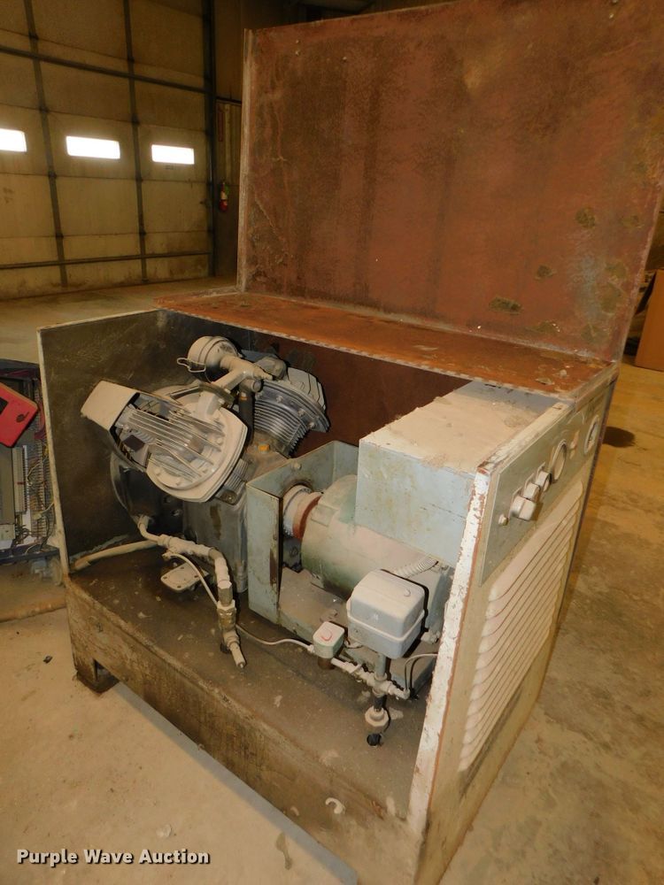 image for item HX9426 Atlas Copco Magnum 7-1/2  air compressor