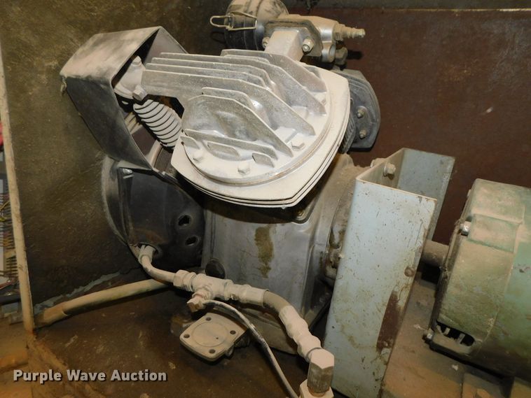 image for item HX9426 Atlas Copco Magnum 7-1/2  air compressor