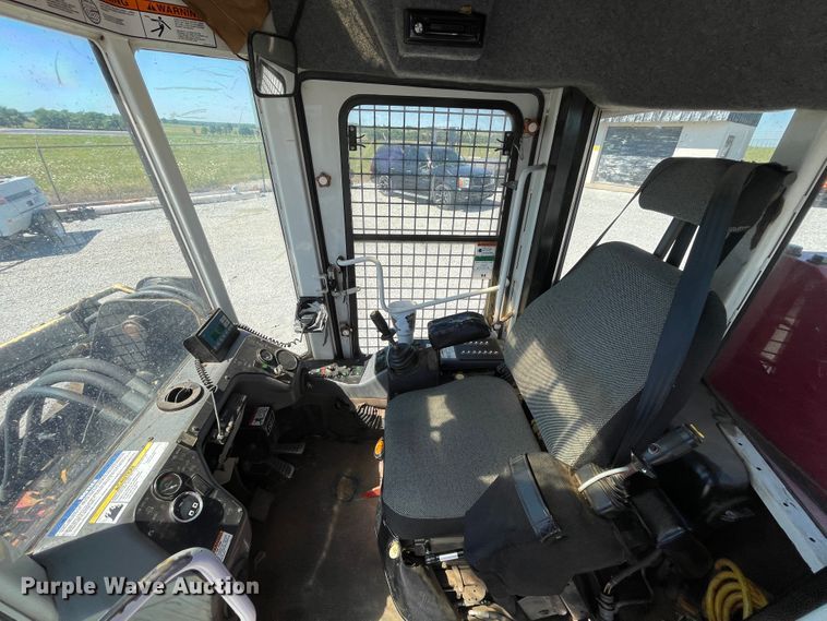 image for item IC9460 2009 Prentice Hydro-Ax 2764  mulcher