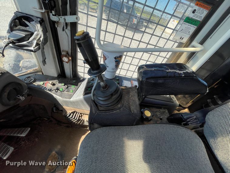 image for item IC9460 2009 Prentice Hydro-Ax 2764  mulcher