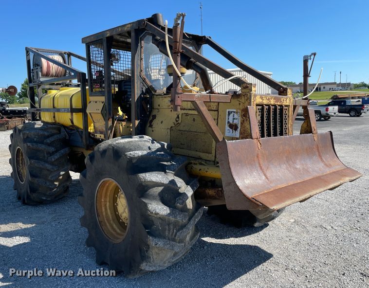 image for item IC9462 Caterpillar  skidder applicator