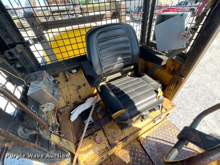 image for item IC9462 Caterpillar  skidder applicator