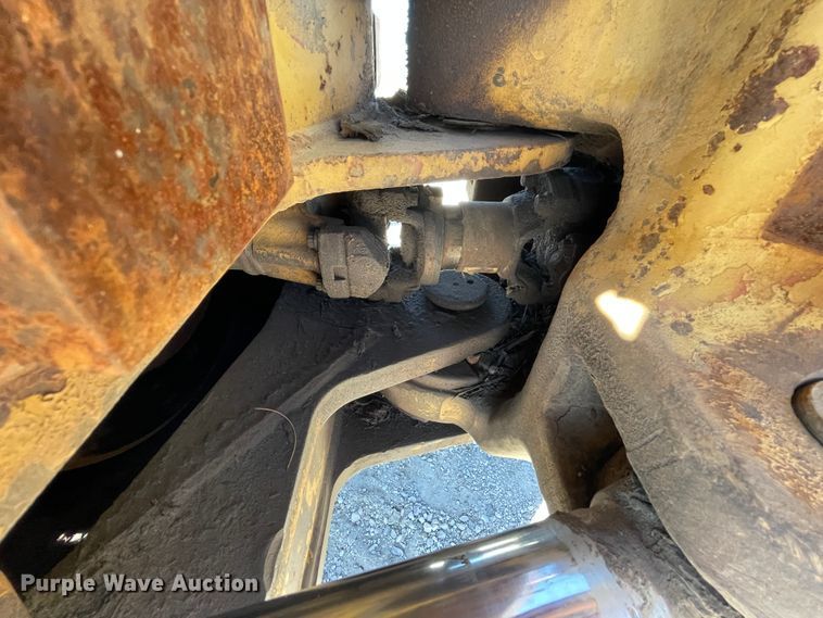 image for item IC9462 Caterpillar  skidder applicator