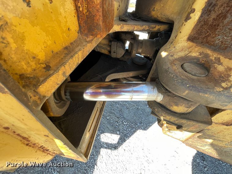 image for item IC9462 Caterpillar  skidder applicator