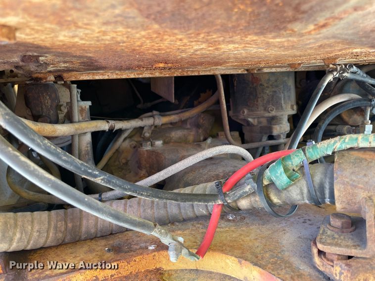 image for item IC9462 Caterpillar  skidder applicator