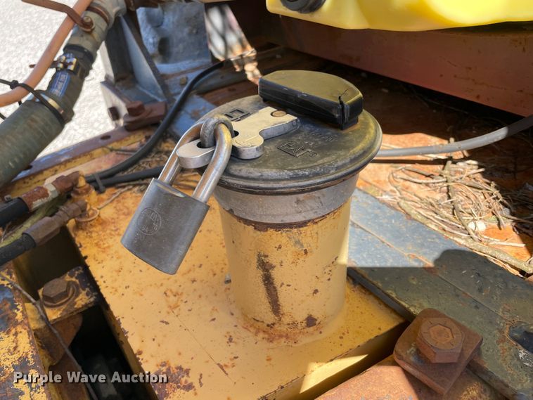 image for item IC9462 Caterpillar  skidder applicator