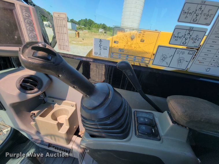 image for item IF9790 2016 Caterpillar 308E2 CR  mini excavator