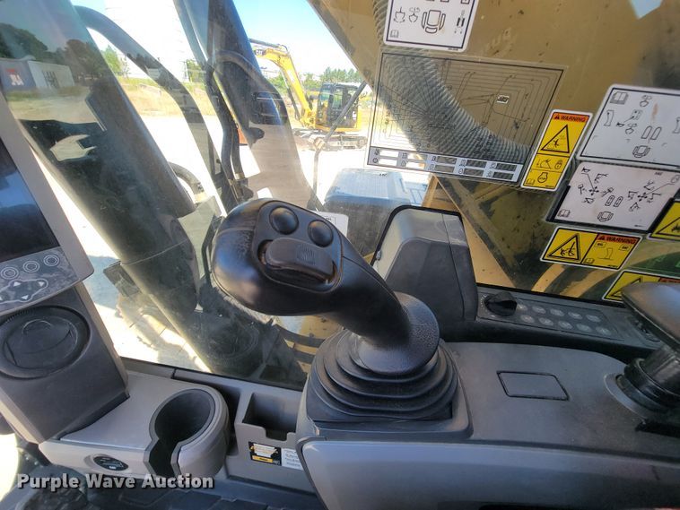 image for item IF9858 2014 Caterpillar 336EL  excavator